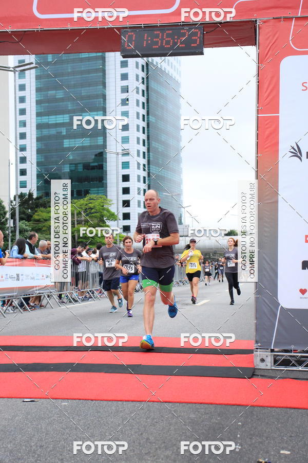 Buy your photos of the eventSantander Track & Field Run Series - Shopping Eldorado on Fotop