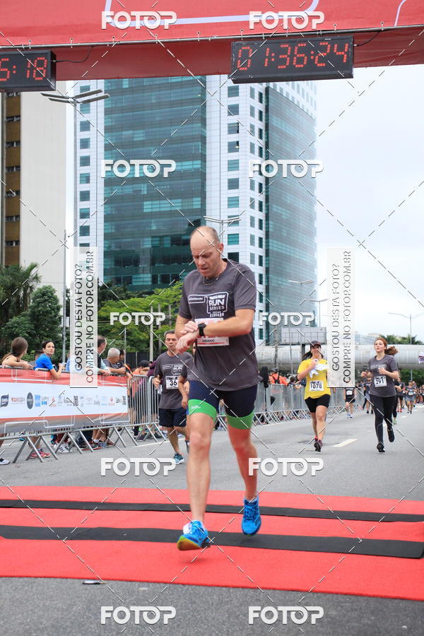 Buy your photos of the eventSantander Track & Field Run Series - Shopping Eldorado on Fotop