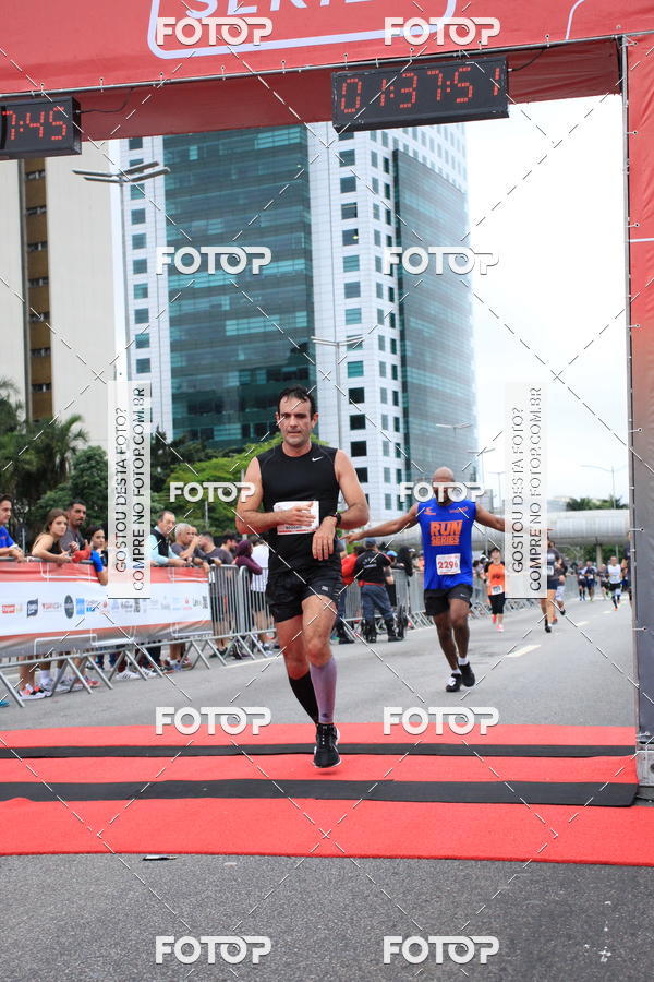 Buy your photos of the eventSantander Track & Field Run Series - Shopping Eldorado on Fotop