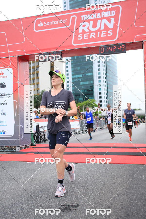 Buy your photos of the eventSantander Track & Field Run Series - Shopping Eldorado on Fotop