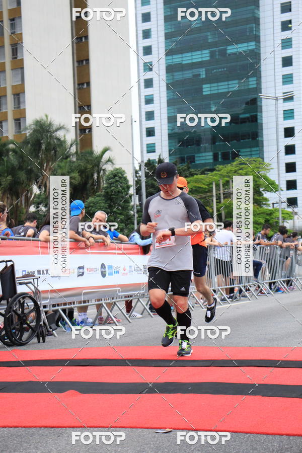 Buy your photos of the eventSantander Track & Field Run Series - Shopping Eldorado on Fotop