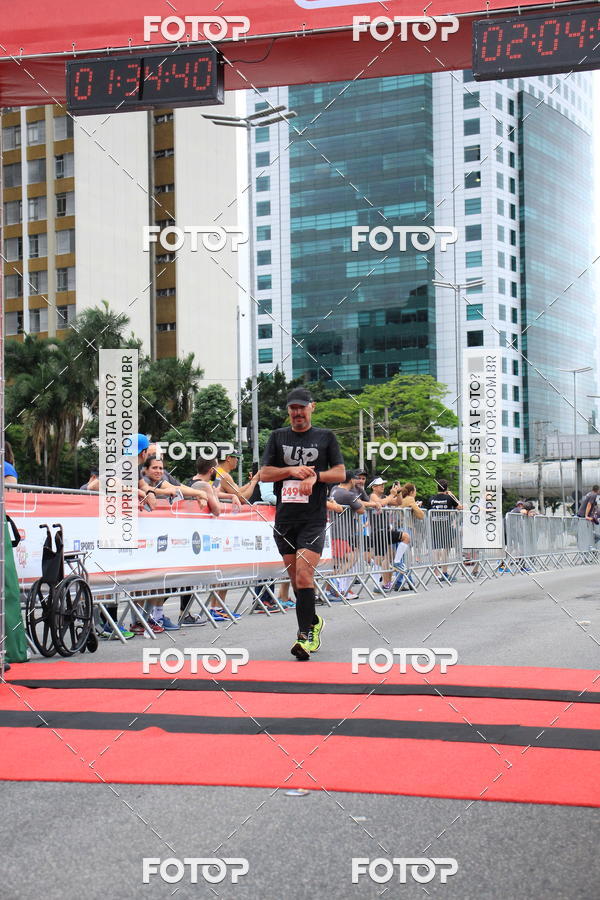Buy your photos of the eventSantander Track & Field Run Series - Shopping Eldorado on Fotop