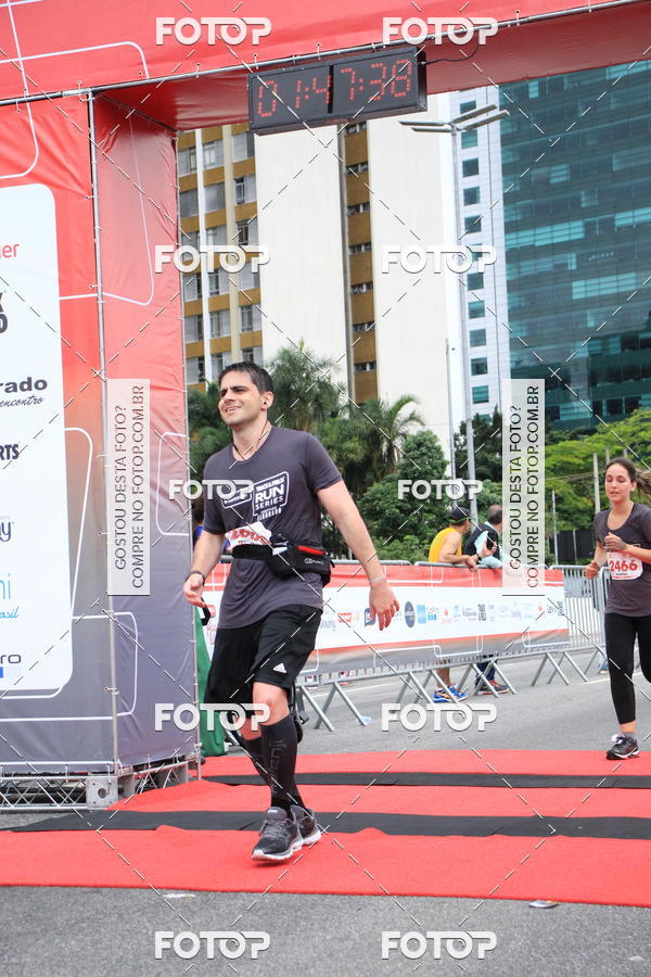 Buy your photos of the eventSantander Track & Field Run Series - Shopping Eldorado on Fotop