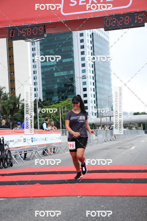 Buy your photos of the eventSantander Track & Field Run Series - Shopping Eldorado on Fotop