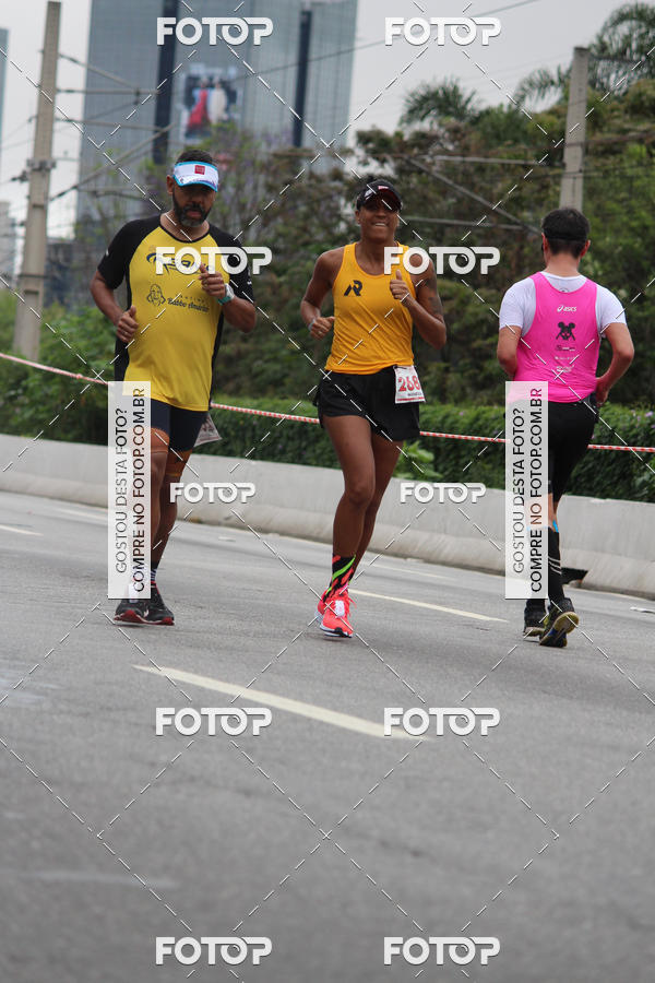 Buy your photos of the eventSantander Track & Field Run Series - Shopping Eldorado on Fotop