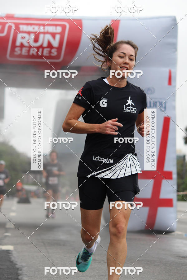 Buy your photos of the eventSantander Track & Field Run Series - Shopping Eldorado on Fotop