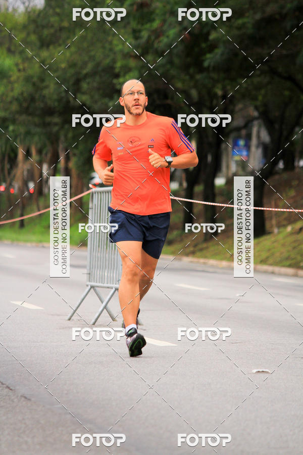 Buy your photos of the eventSantander Track & Field Run Series - Shopping Eldorado on Fotop
