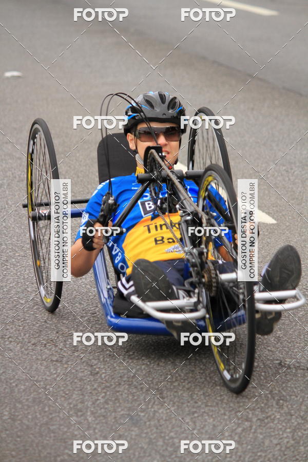 Buy your photos of the eventSantander Track & Field Run Series - Shopping Eldorado on Fotop