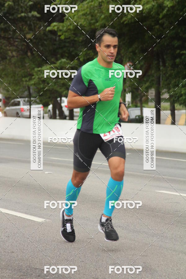 Buy your photos of the eventSantander Track & Field Run Series - Shopping Eldorado on Fotop