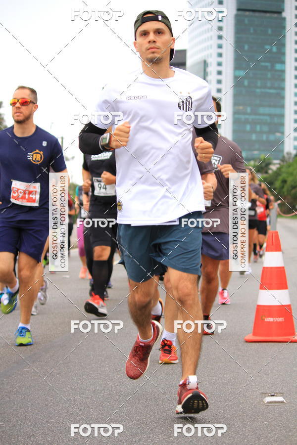 Buy your photos of the eventSantander Track & Field Run Series - Shopping Eldorado on Fotop