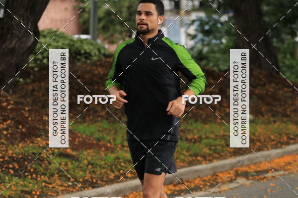 Buy your photos of the eventSantander Track & Field Run Series - Shopping Eldorado on Fotop
