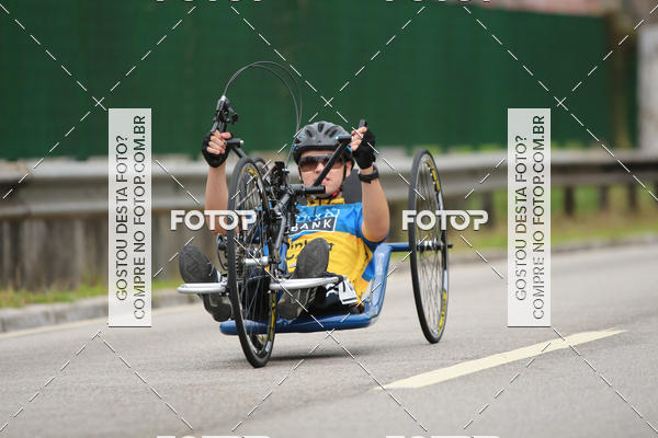 Buy your photos of the eventSantander Track & Field Run Series - Shopping Eldorado on Fotop
