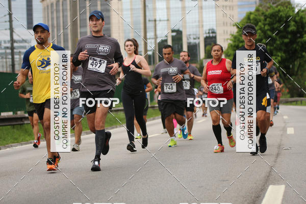 Buy your photos of the eventSantander Track & Field Run Series - Shopping Eldorado on Fotop