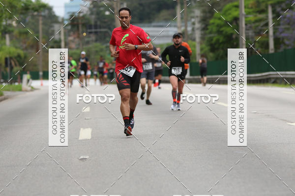 Buy your photos of the eventSantander Track & Field Run Series - Shopping Eldorado on Fotop