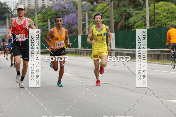 Buy your photos of the eventSantander Track & Field Run Series - Shopping Eldorado on Fotop