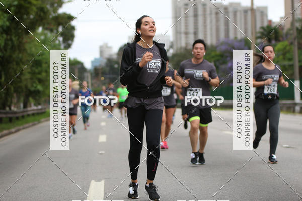 Buy your photos of the eventSantander Track & Field Run Series - Shopping Eldorado on Fotop