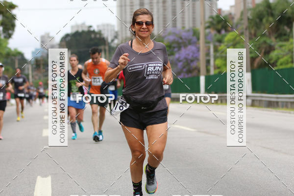Buy your photos of the eventSantander Track & Field Run Series - Shopping Eldorado on Fotop
