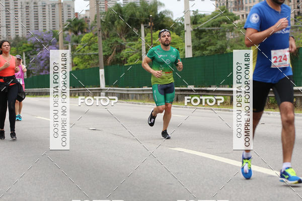 Buy your photos of the eventSantander Track & Field Run Series - Shopping Eldorado on Fotop