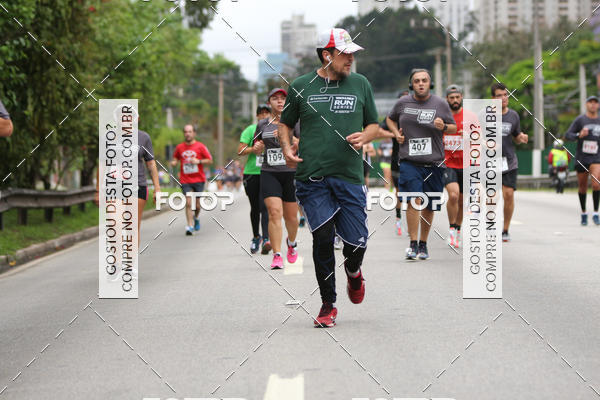 Buy your photos of the eventSantander Track & Field Run Series - Shopping Eldorado on Fotop