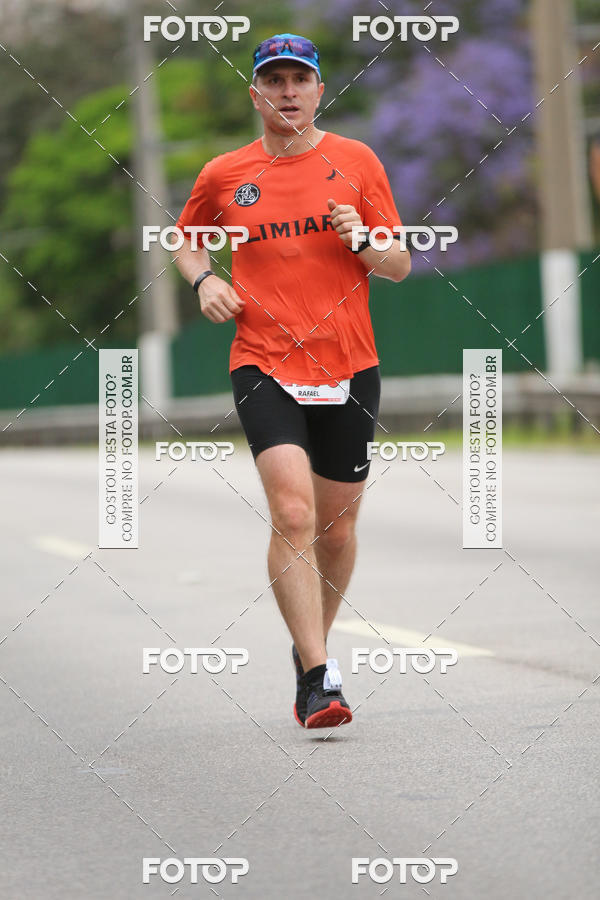 Buy your photos of the eventSantander Track & Field Run Series - Shopping Eldorado on Fotop