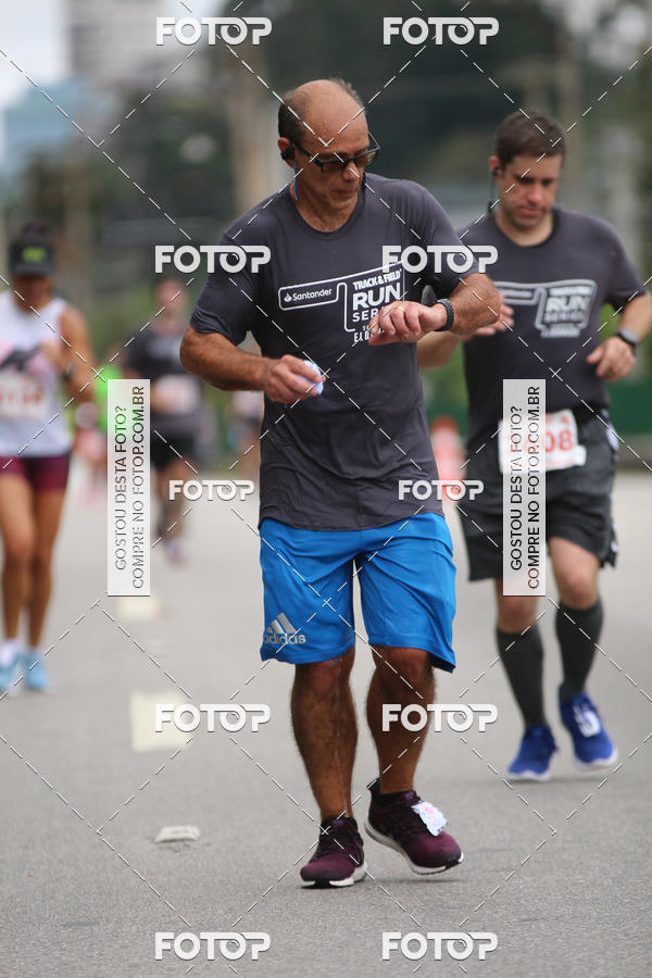 Buy your photos of the eventSantander Track & Field Run Series - Shopping Eldorado on Fotop