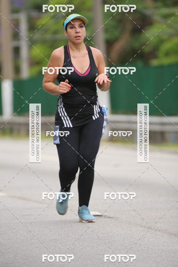 Buy your photos of the eventSantander Track & Field Run Series - Shopping Eldorado on Fotop