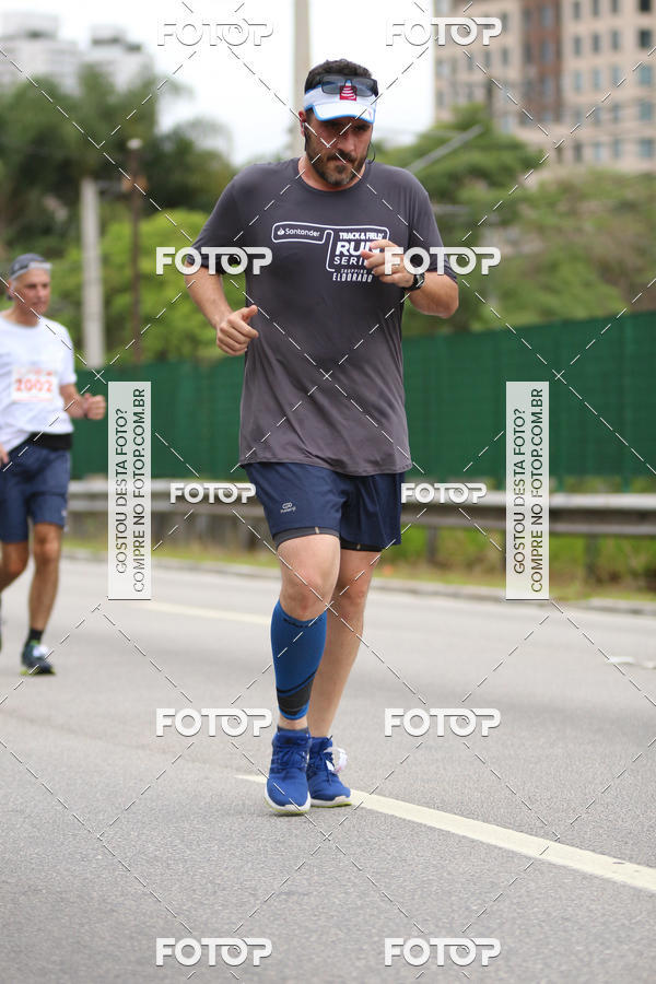 Buy your photos of the eventSantander Track & Field Run Series - Shopping Eldorado on Fotop