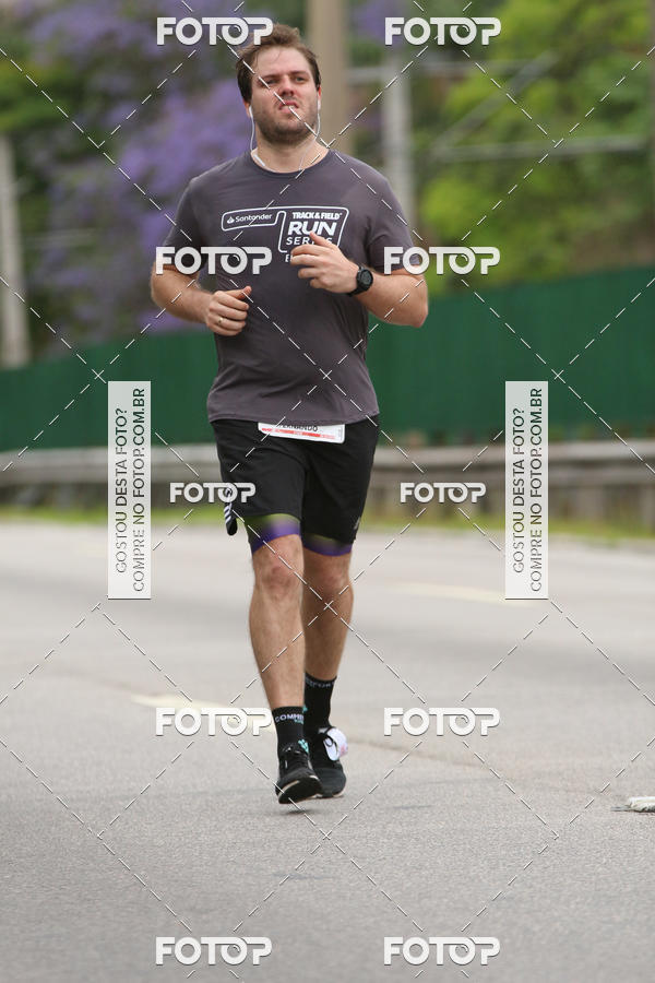 Buy your photos of the eventSantander Track & Field Run Series - Shopping Eldorado on Fotop