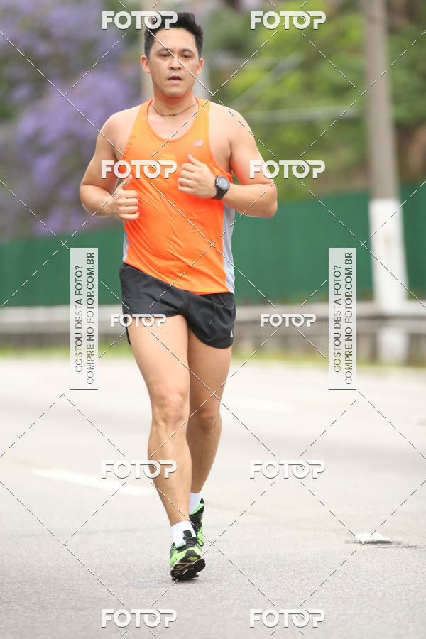 Buy your photos of the eventSantander Track & Field Run Series - Shopping Eldorado on Fotop