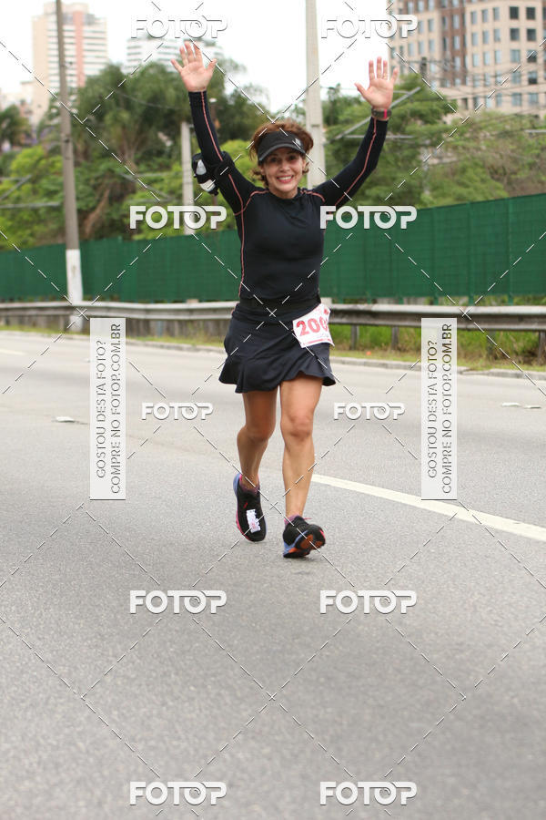Buy your photos of the eventSantander Track & Field Run Series - Shopping Eldorado on Fotop
