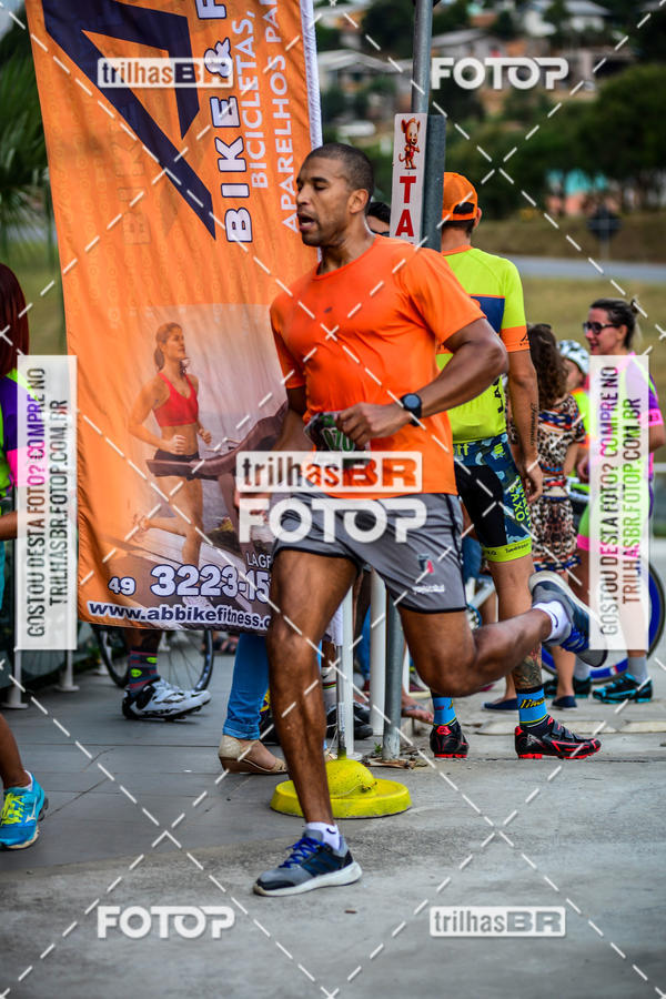 Buy your photos of the eventEndorphhine Duo Bike + Corrida on Fotop
