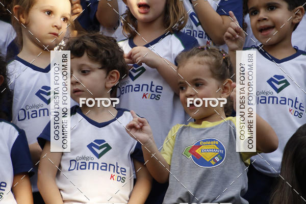 Buy your photos of the eventHomenagem Dia Das Mes - Colegio Diamante Kids on Fotop