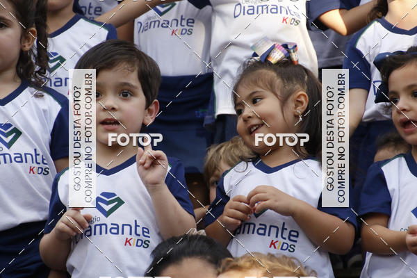 Buy your photos of the eventHomenagem Dia Das Mes - Colegio Diamante Kids on Fotop