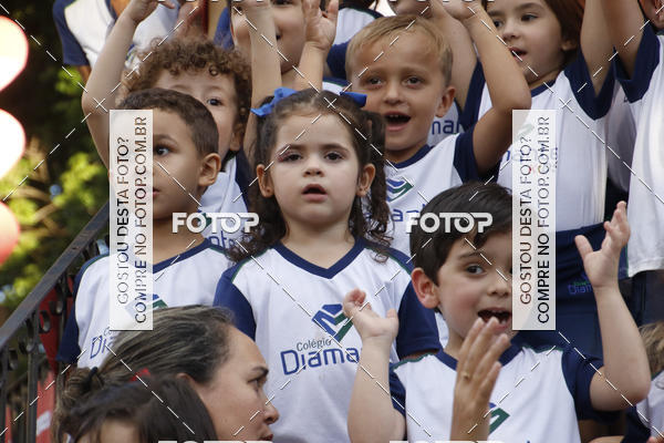 Buy your photos of the eventHomenagem Dia Das Mes - Colegio Diamante Kids on Fotop