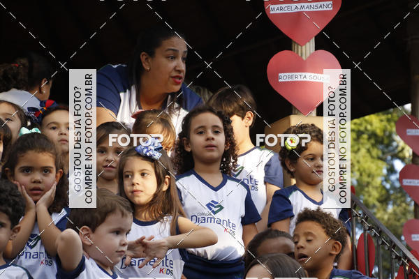 Buy your photos of the eventHomenagem Dia Das Mes - Colegio Diamante Kids on Fotop