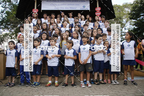 Buy your photos of the eventHomenagem Dia Das Mes - Colegio Diamante Kids on Fotop