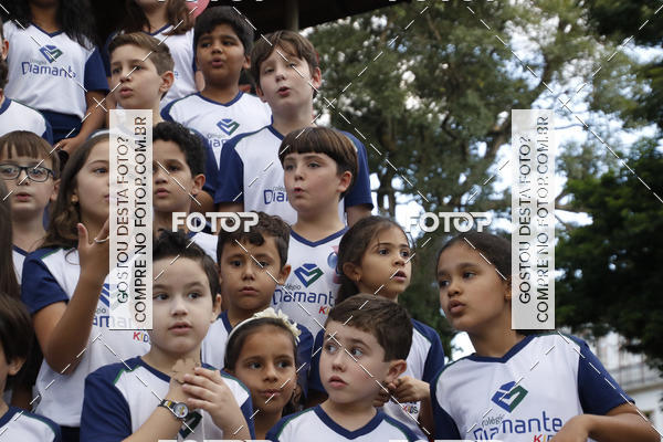Buy your photos of the eventHomenagem Dia Das Mes - Colegio Diamante Kids on Fotop