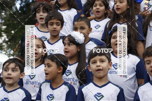 Buy your photos of the eventHomenagem Dia Das Mes - Colegio Diamante Kids on Fotop