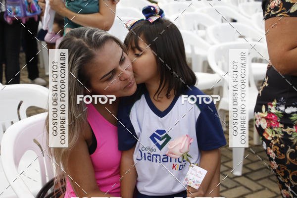Buy your photos of the eventHomenagem Dia Das Mes - Colegio Diamante Kids on Fotop