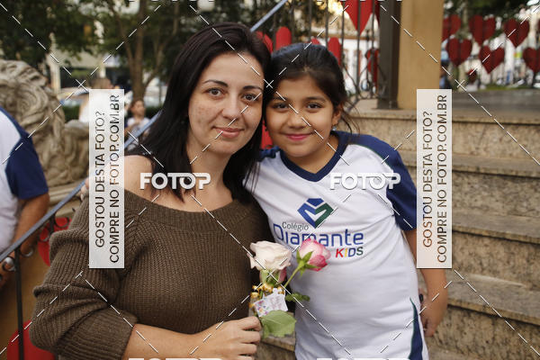 Buy your photos of the eventHomenagem Dia Das Mes - Colegio Diamante Kids on Fotop