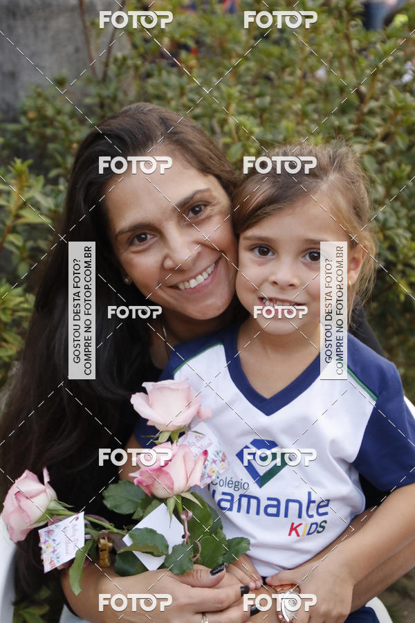 Buy your photos of the eventHomenagem Dia Das Mes - Colegio Diamante Kids on Fotop