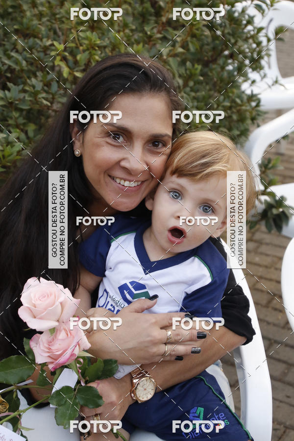 Buy your photos of the eventHomenagem Dia Das Mes - Colegio Diamante Kids on Fotop