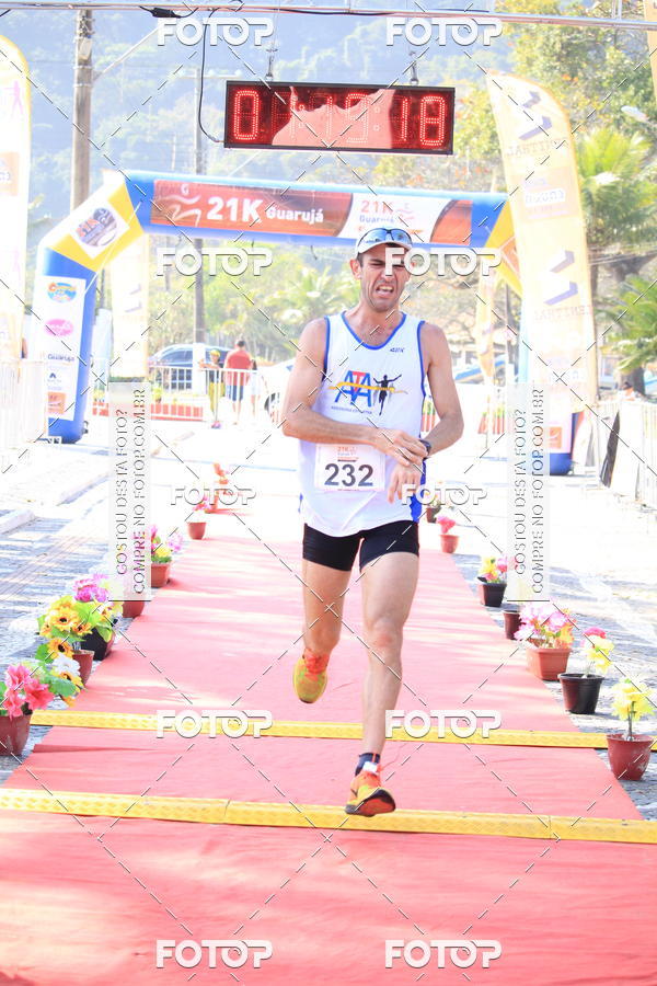 Buy your photos of the event21k Guaruj on Fotop