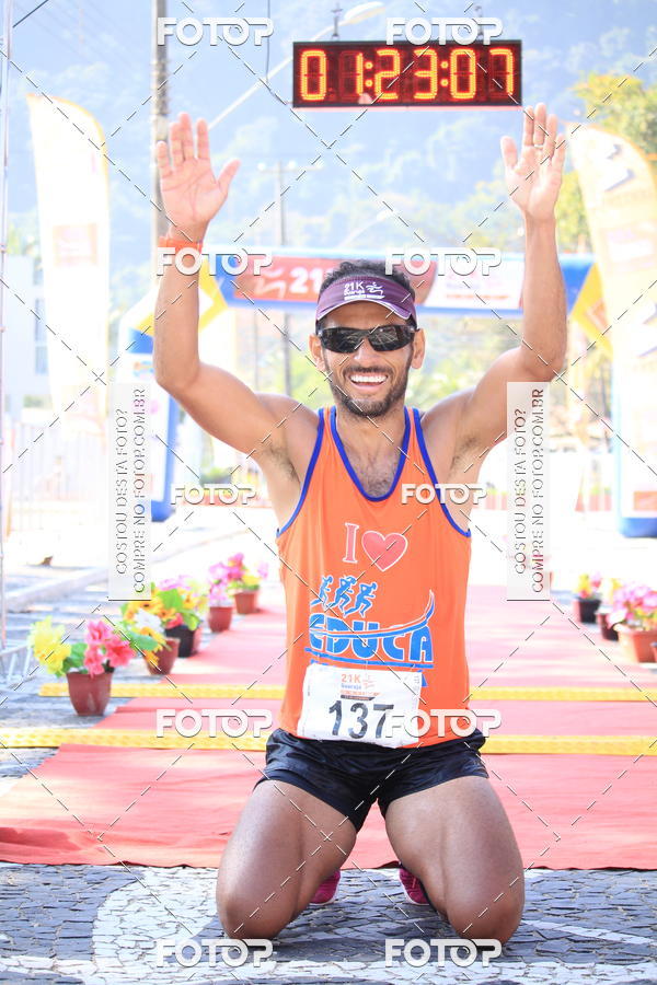 Acquista le foto dell'evento21k Guaruj in Fotop