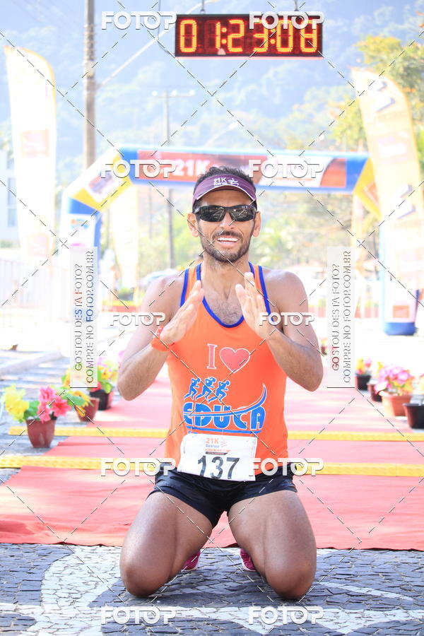Acquista le foto dell'evento21k Guaruj in Fotop
