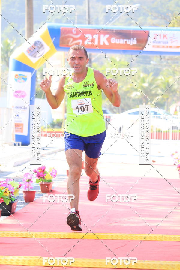 Compra tus fotos del evento21k Guaruj En Fotop
