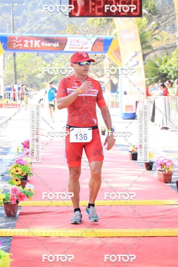 Achetez vos photos de l'vnement21k Guaruj sur Fotop