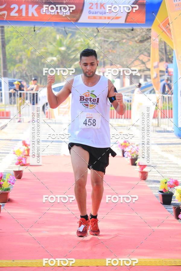 Acquista le foto dell'evento21k Guaruj in Fotop