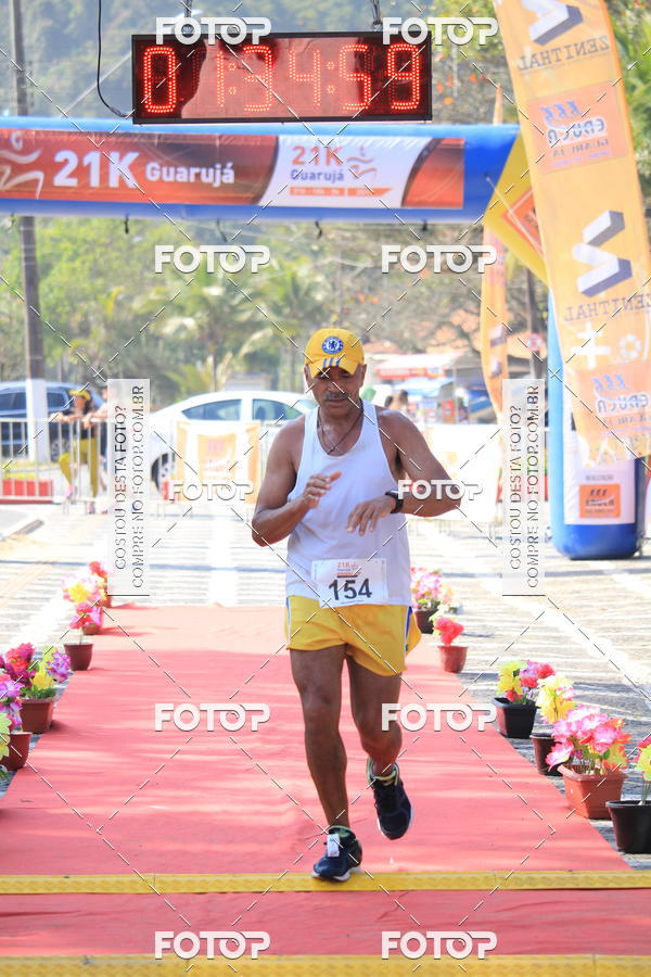 Acquista le foto dell'evento21k Guaruj in Fotop