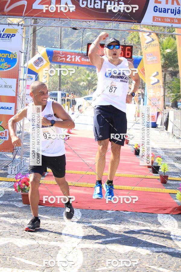 Achetez vos photos de l'vnement21k Guaruj sur Fotop